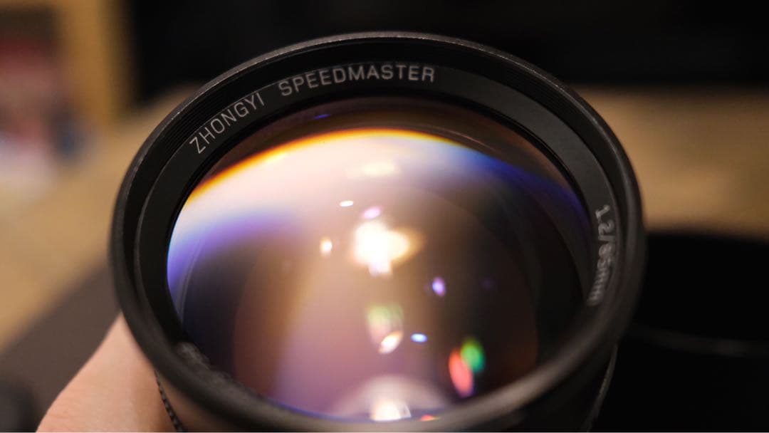 中一光学 Zhongyi 85mm f/1.2 レンズ