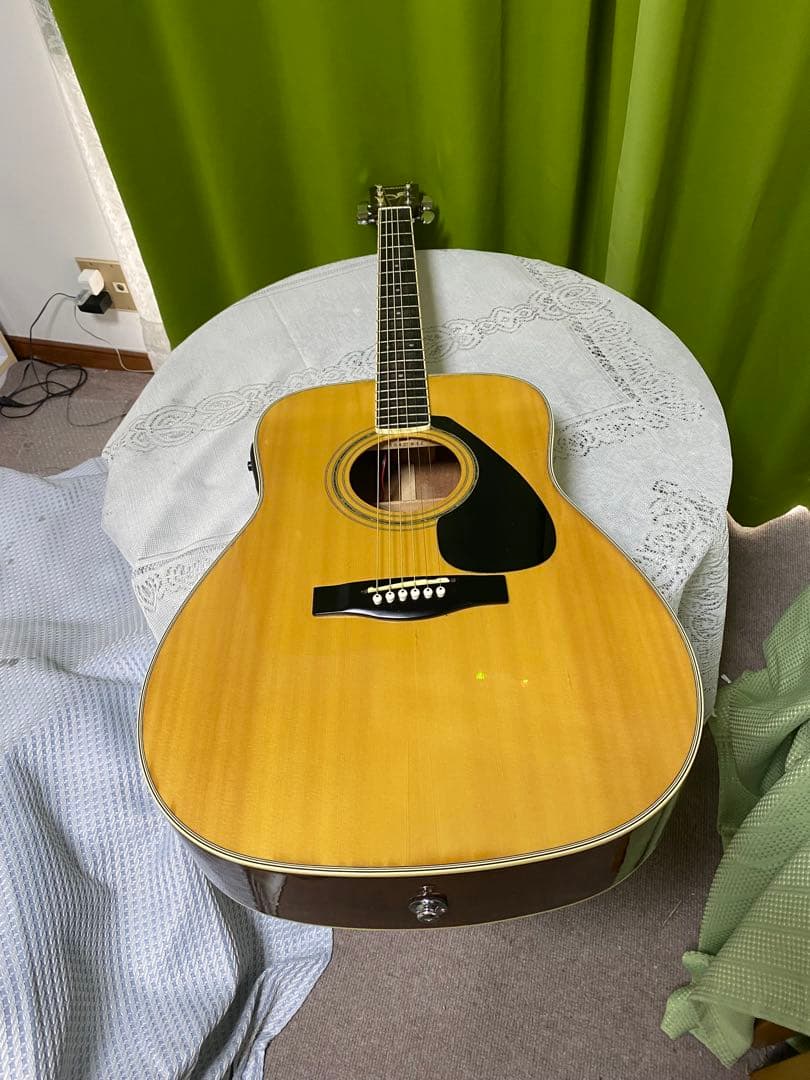 新春特価気分は中島みゆき！ヤマハFG エレアコ　音出し良好　アコギもOK！