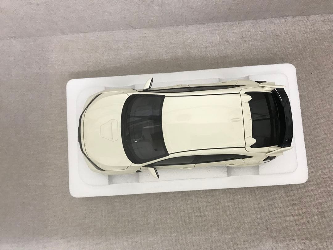 オートアート　1/18 シビックタイプR FK8
