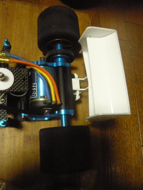 タミヤ　電動RC F104 シャーシ　中古　並品　＆　フロントタイヤ2組