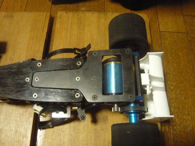 タミヤ　電動RC F104 シャーシ　中古　並品　＆　フロントタイヤ2組