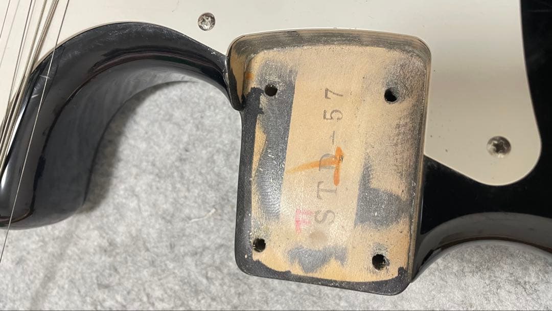 Fender japan ストラトキャスター std57