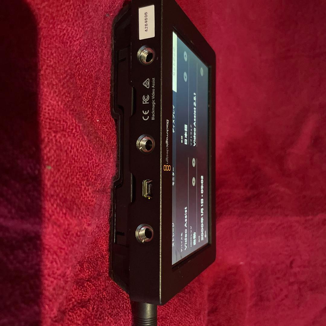 Blackmagic Design Video Assist5インチ