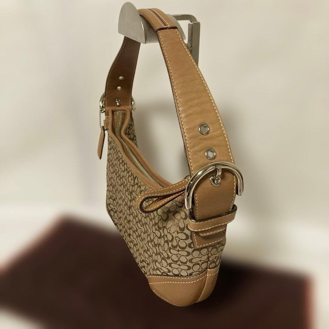 【美品】COACHミニシグネチャーホーボーワンショルダーバッグSOHO★6351