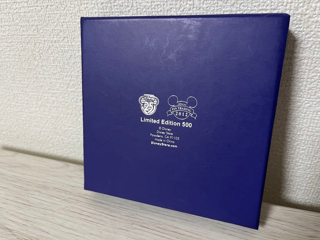 【希少】DisneyStoreLimited Edition 500 ピンバッジ