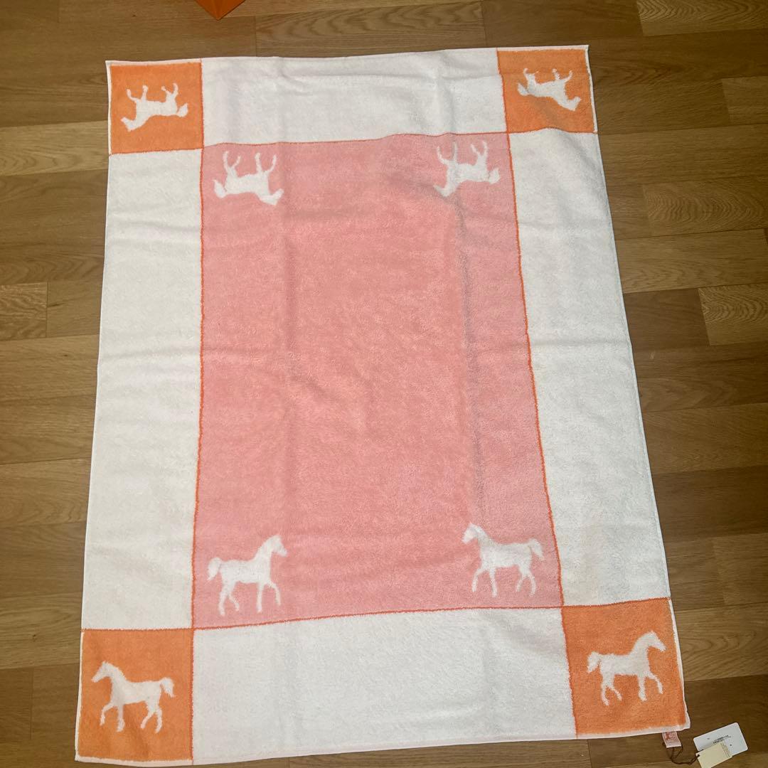 エルメスHERMES 大判バスタオル ピンク　新品未使用