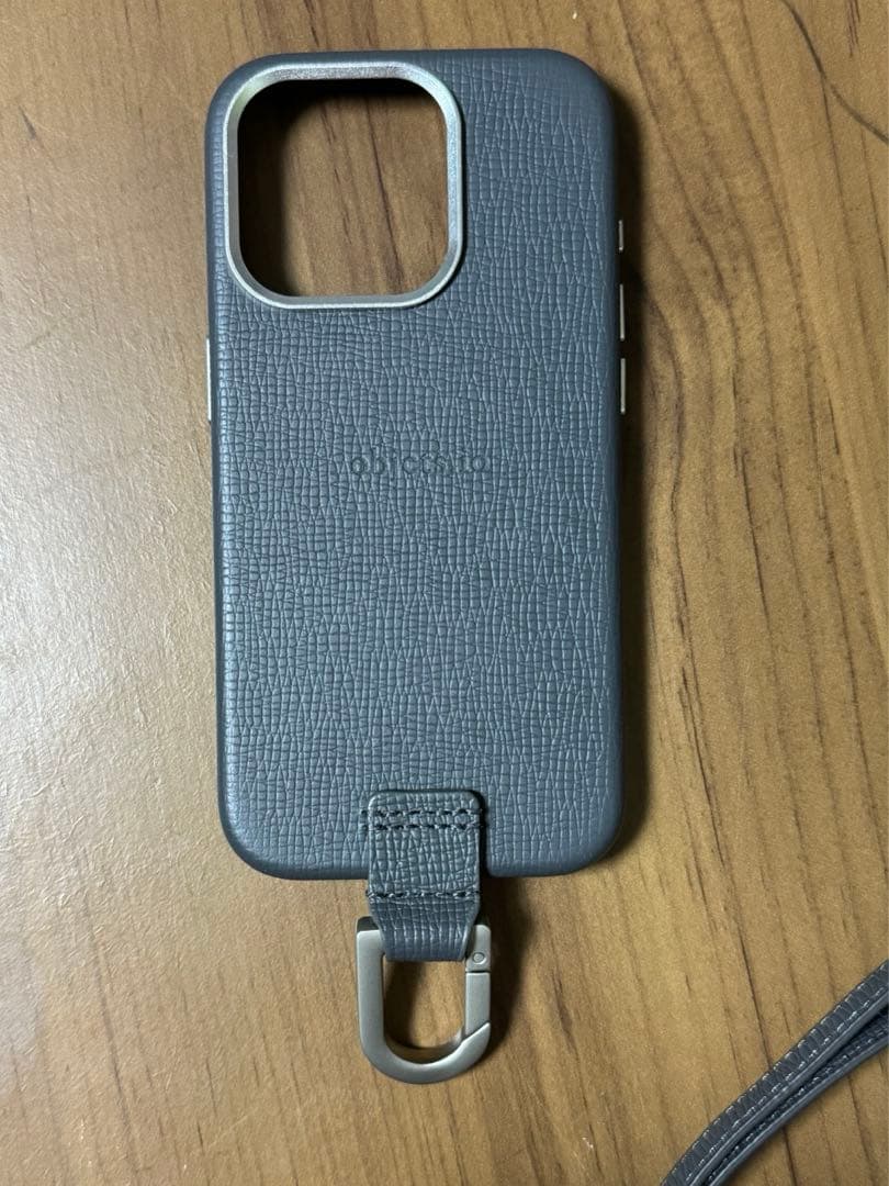 objcts.io iPhone15pro ケース+ストラップ