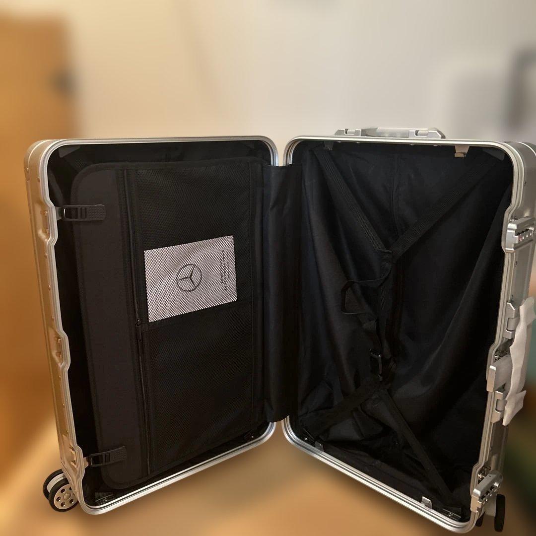 【新品・未使用】【非売品】メルセデスベンツシルバースーツケース65Ｌ