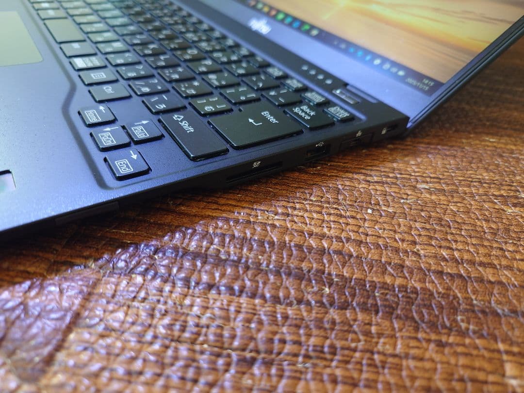 富士通 LIFEBOOK U9310/D