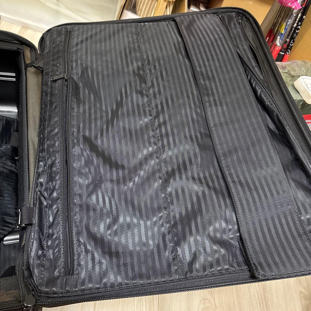 大型黒キャリーケース ナイロン製