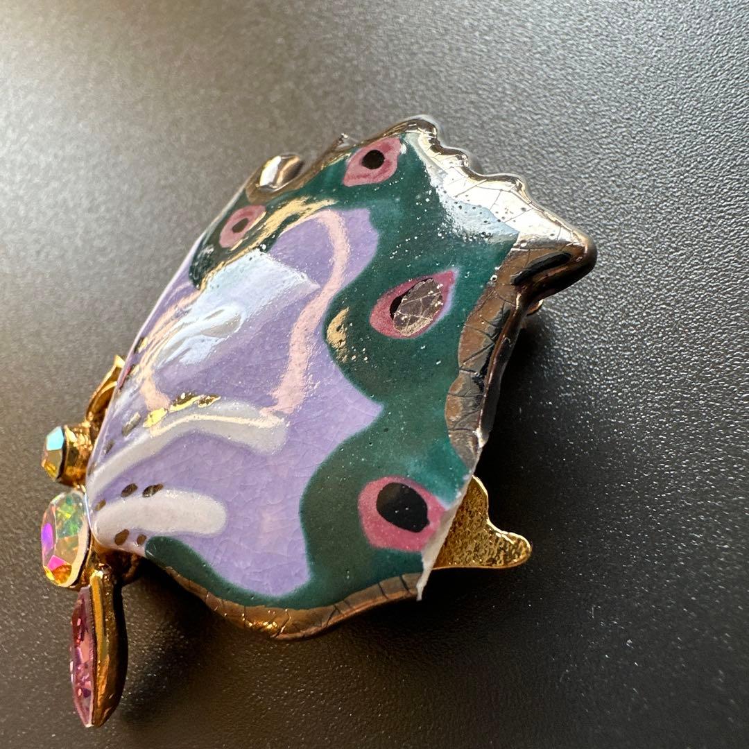 【vintage】訳あり　クリスチャンラクロワ　エナメル蝶ブローチ