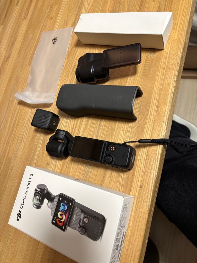 ビデオカメラ DJI Osmo Pocket 3