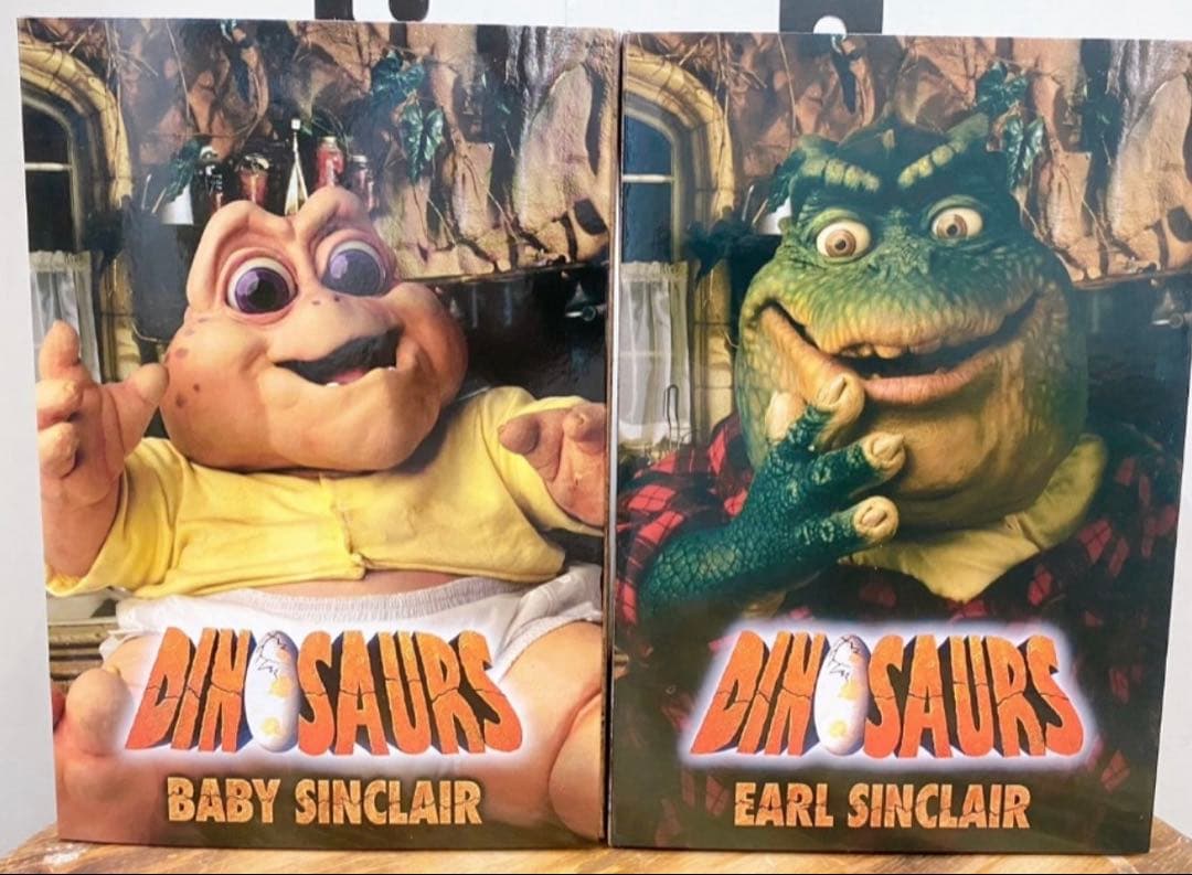 恐竜家族　アール・シンクレア アルティメット 7インチ 二体セット