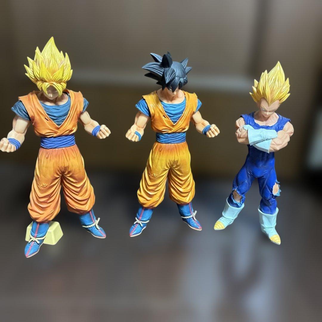 ドラゴンボール　グランディスタ　孫悟空　スーパーサイヤ人孫悟空　ベジータ