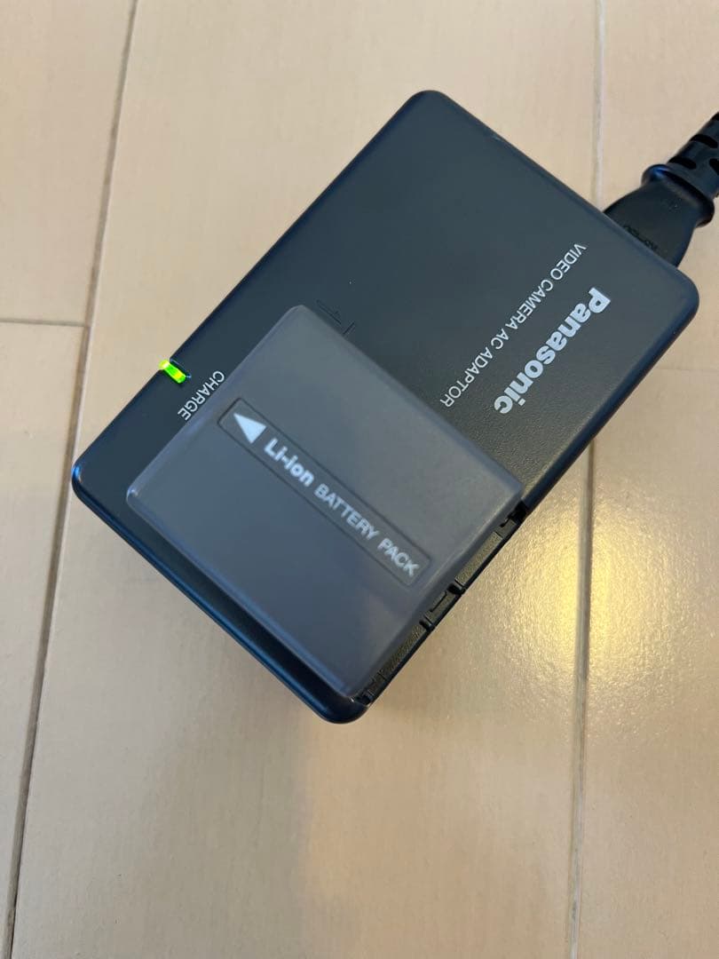 Panasonic NV-GS250 ビデオカメラ 3.1メガピクセル　おまけ付