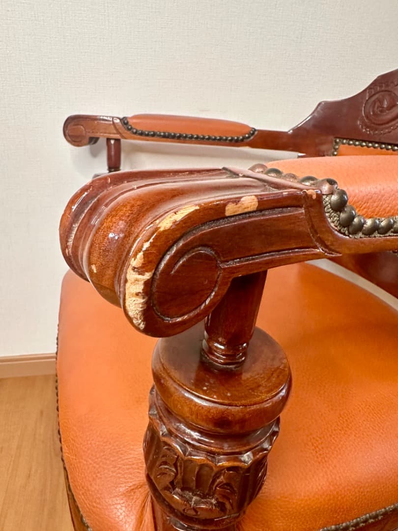 K*K様 イタリア製 レザー アームチェア②