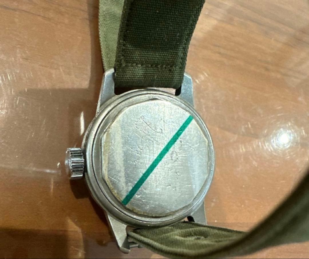 ELGIN 手巻きアナログ腕時計 カーキ