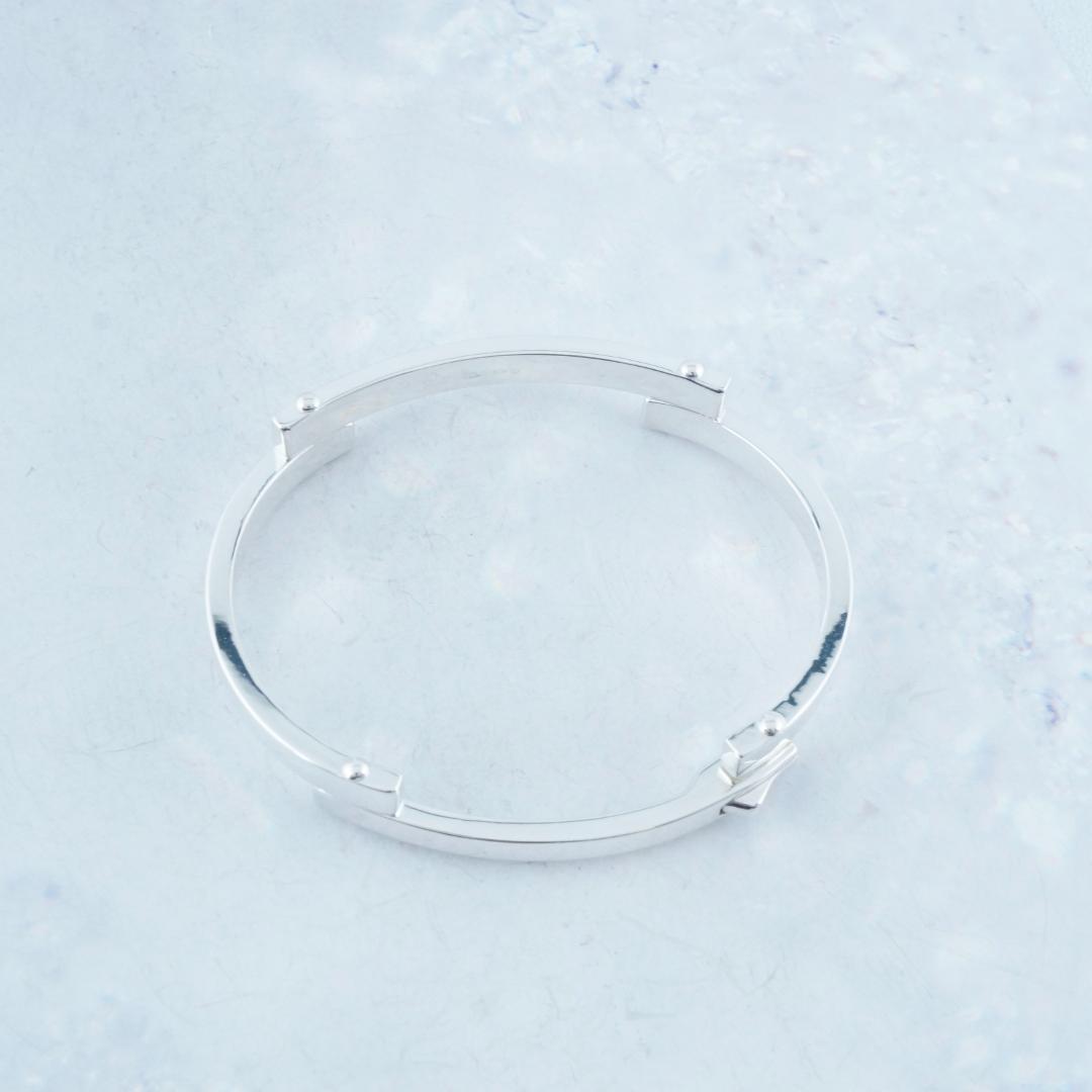 新品仕上 グッチ プレート ブレスレット バングル 925