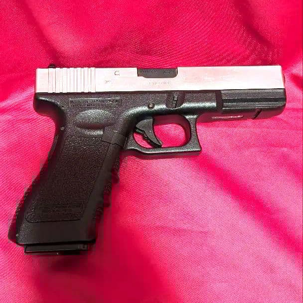 東京マルイ GLOCK 18C 電動ガン シルバー　シルバー