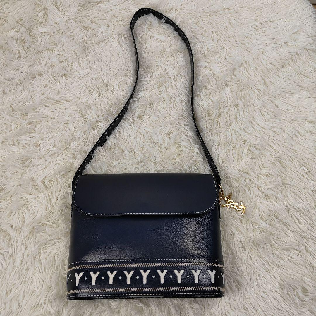 本日限定価格　イブサンローラン Yカット 型抜き ショルダーバッグ 肩掛け