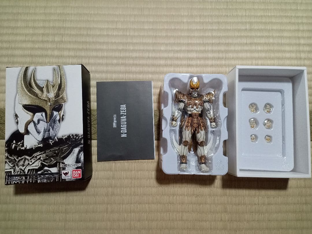 真骨彫製法 仮面ライダークウガ アルティメットフォーム ＆ ン・ダグバ・ゼバ