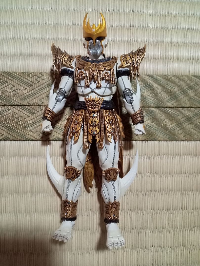 真骨彫製法 仮面ライダークウガ アルティメットフォーム ＆ ン・ダグバ・ゼバ