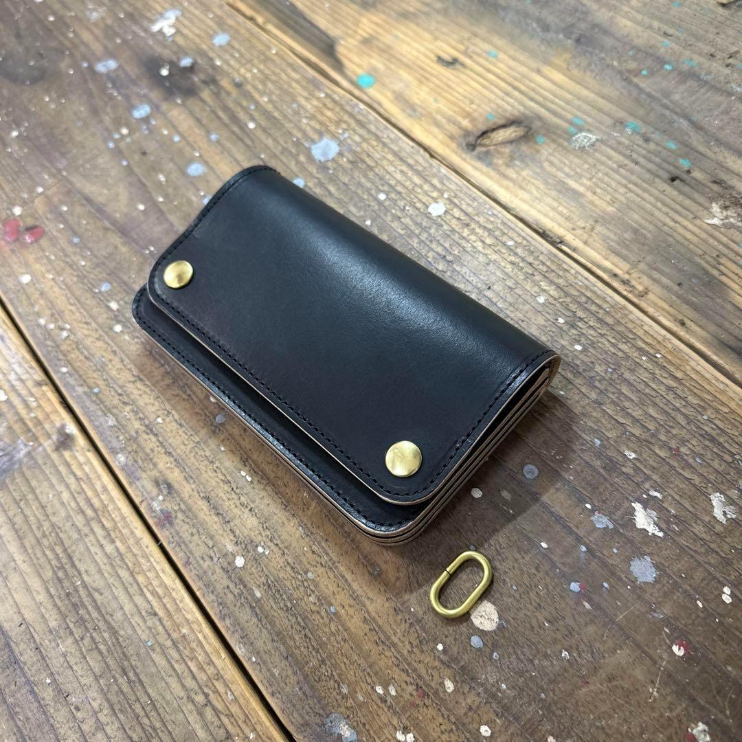 ミドルトラッカーウォレット　丘染め茶芯ブラック　真鍮 トラッカーウォレット