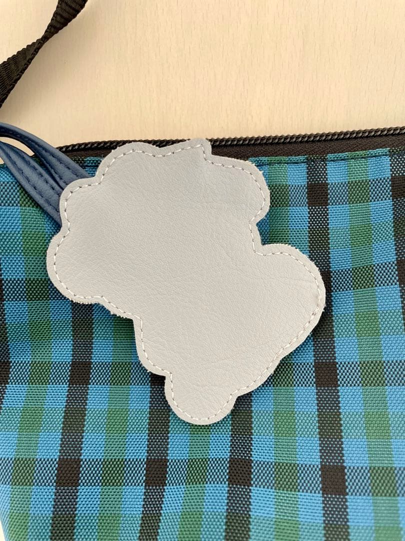 ファミリア 舟形ポシェット familiar 美品