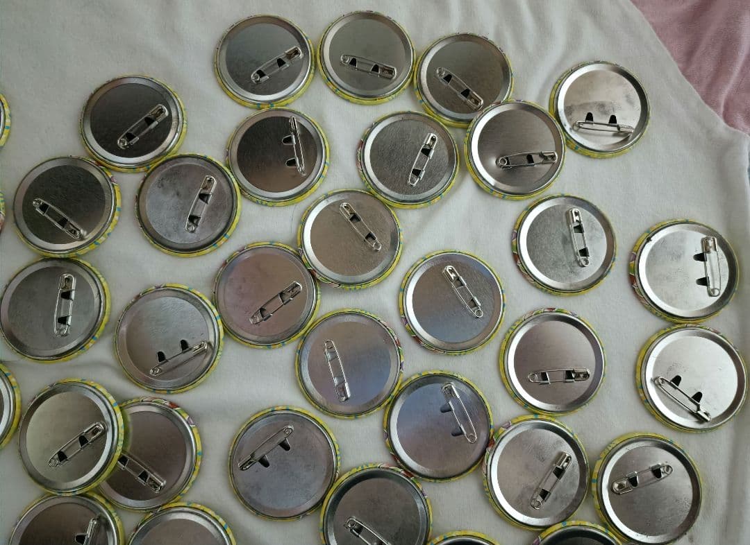 すとぷり　るぅと　缶バッチ　2020　summer デフォ