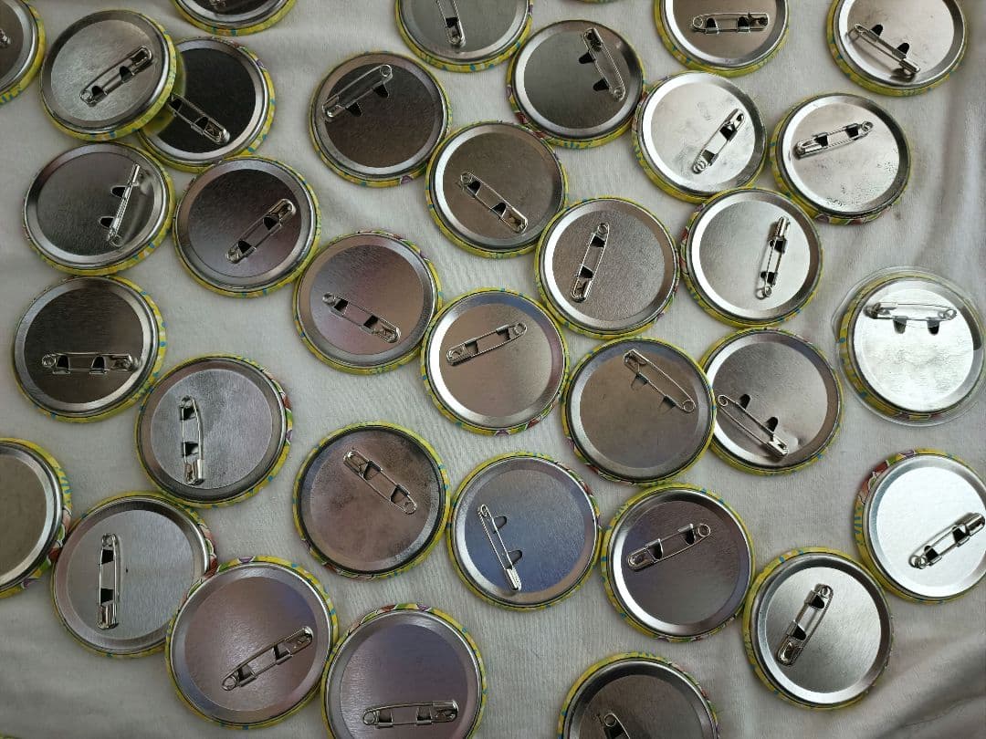 すとぷり　るぅと　缶バッチ　2020　summer デフォ