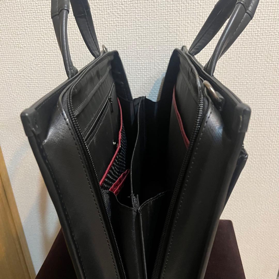 美品 TAKEO KIKUCHI タケオキクチ ビジネスバッグ 黒 皮革