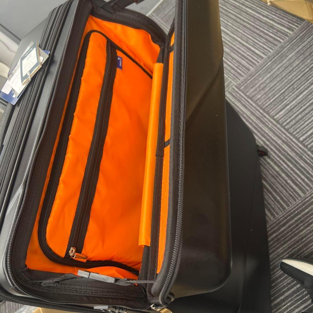 2506031 [トラベリスト] スーツケース