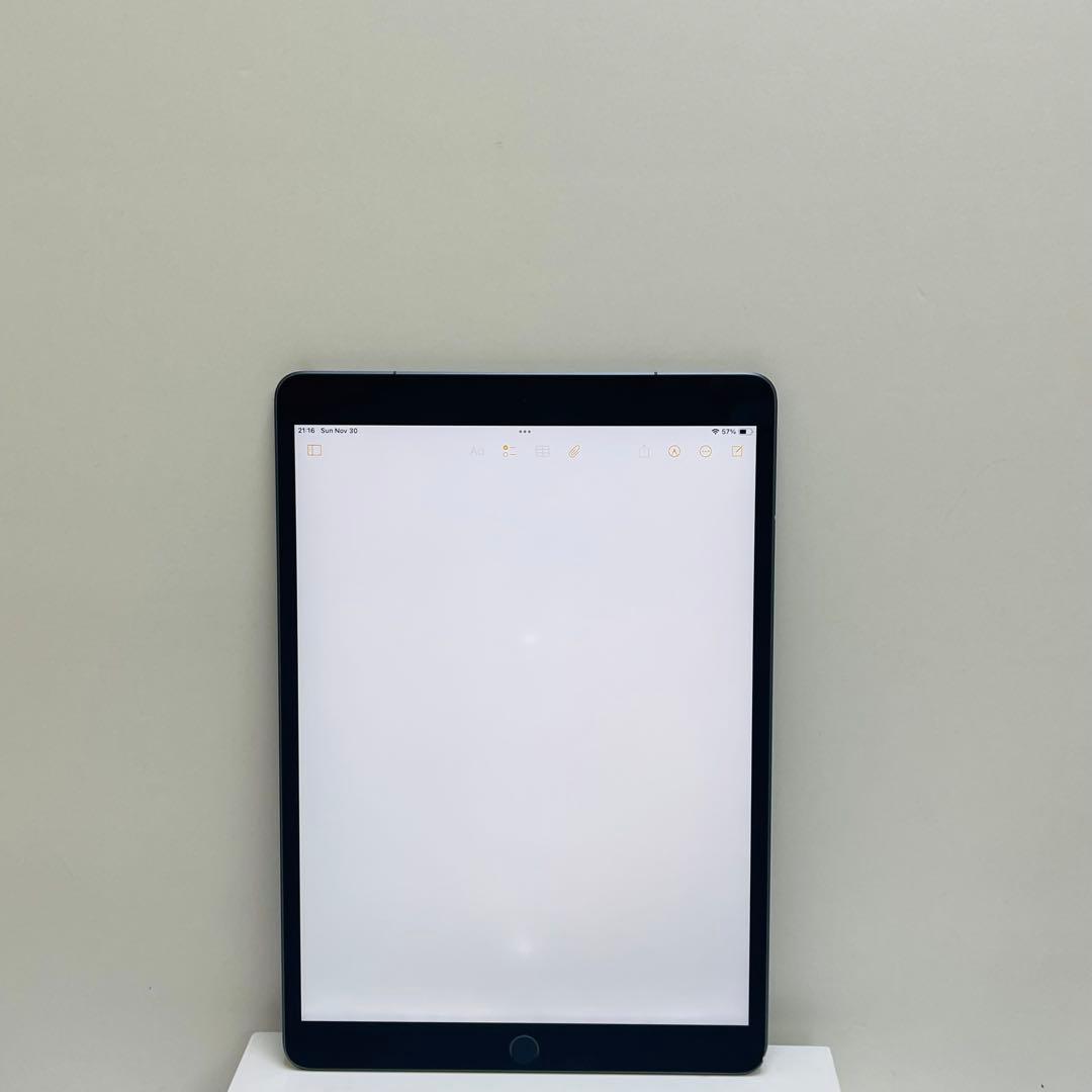 iPad Air 第3世代 64GB Wi-fi + Cellular 96％