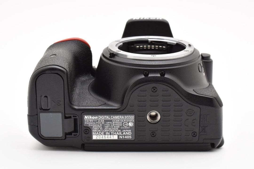 超美品 4233ショット　Nikon　D5500　ダブルレンズ 　Wi-Fi搭載