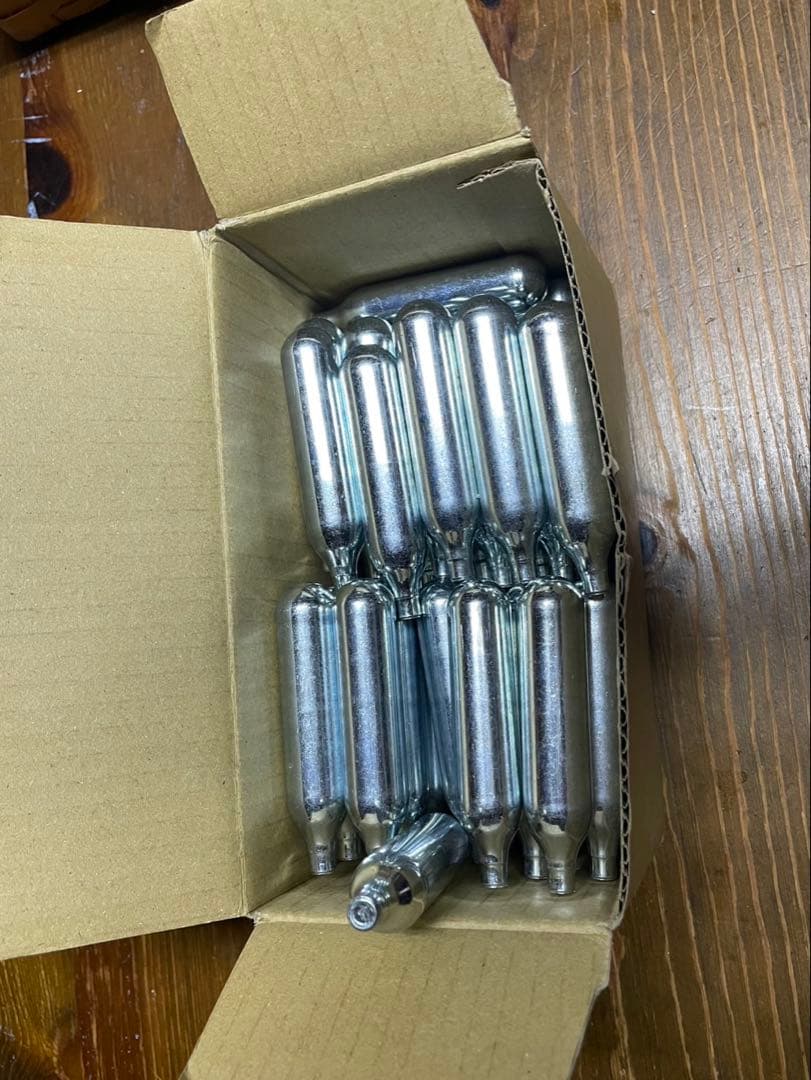 Carbon8 HELLCAT 4.3 ガスガン 箱付き