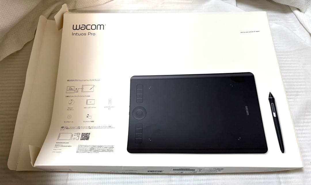 【中古品】WACOM Intuos Pro PTH-660/K0 medium