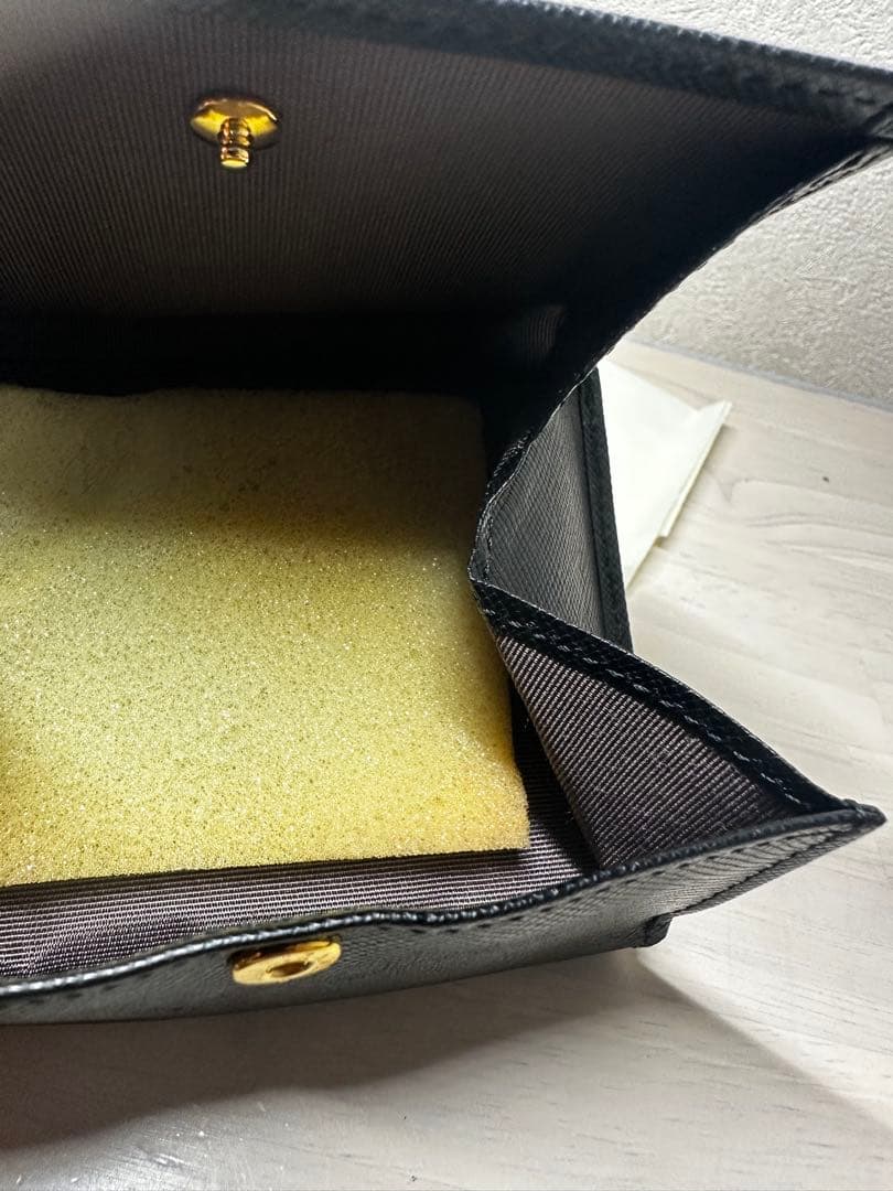 【美品】BURBERRY レザー 三つ折り財布 ノバチェック プレート ブラック