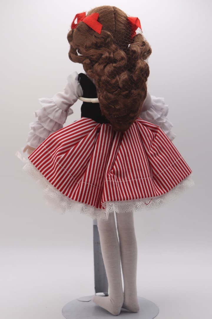 What Big Eyes You Have エファンビー・ドール 35cm