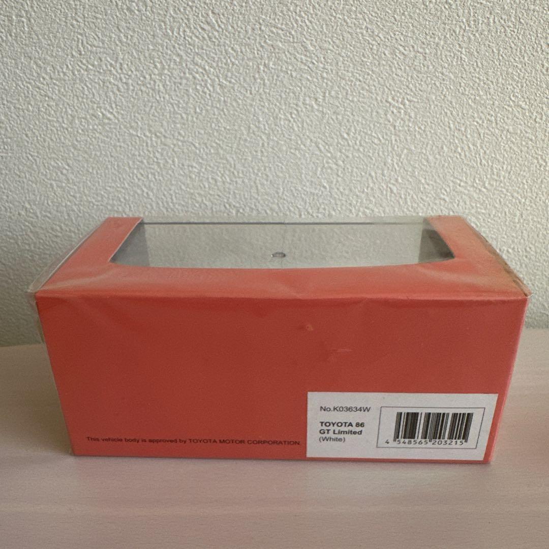 1/43 京商 TOYOTA 86 GT Limited ホワイト 前期型
