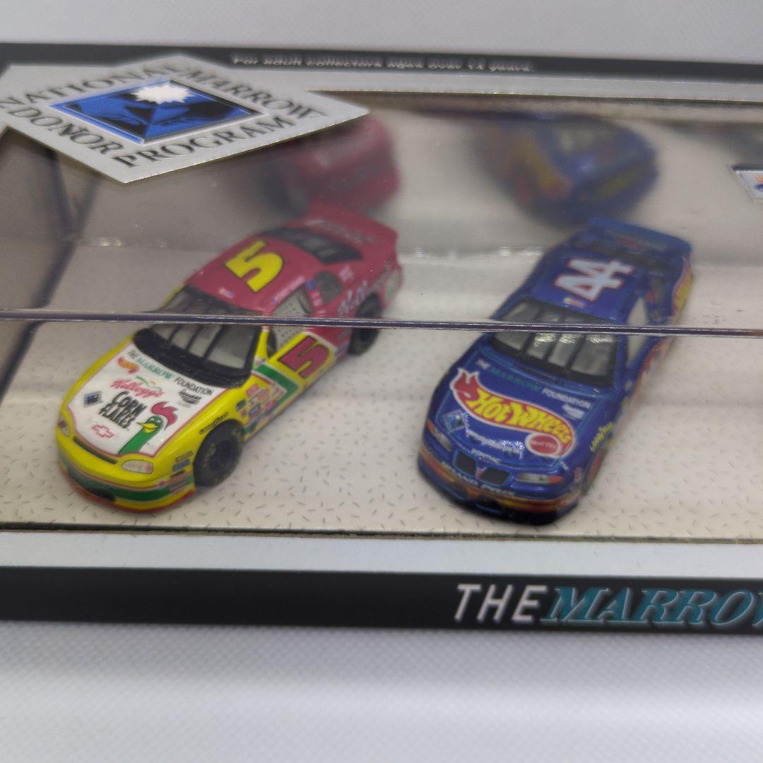 ホットウィール　NASCAR ハードケース　ヘンドリック