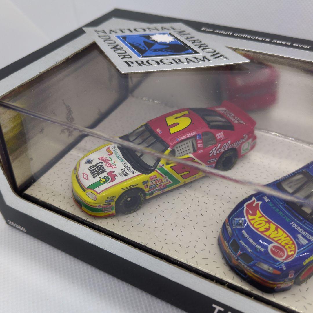 ホットウィール　NASCAR ハードケース　ヘンドリック