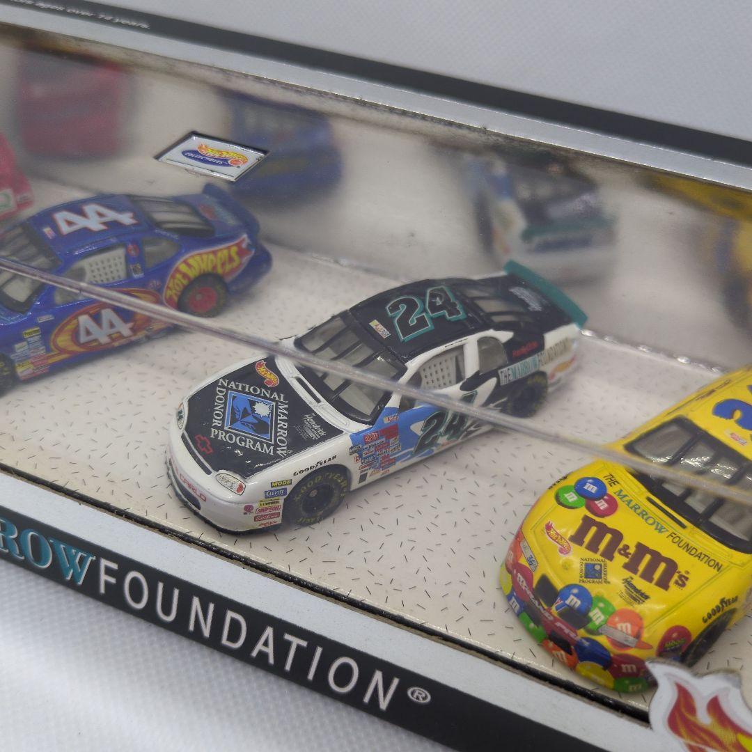 ホットウィール　NASCAR ハードケース　ヘンドリック