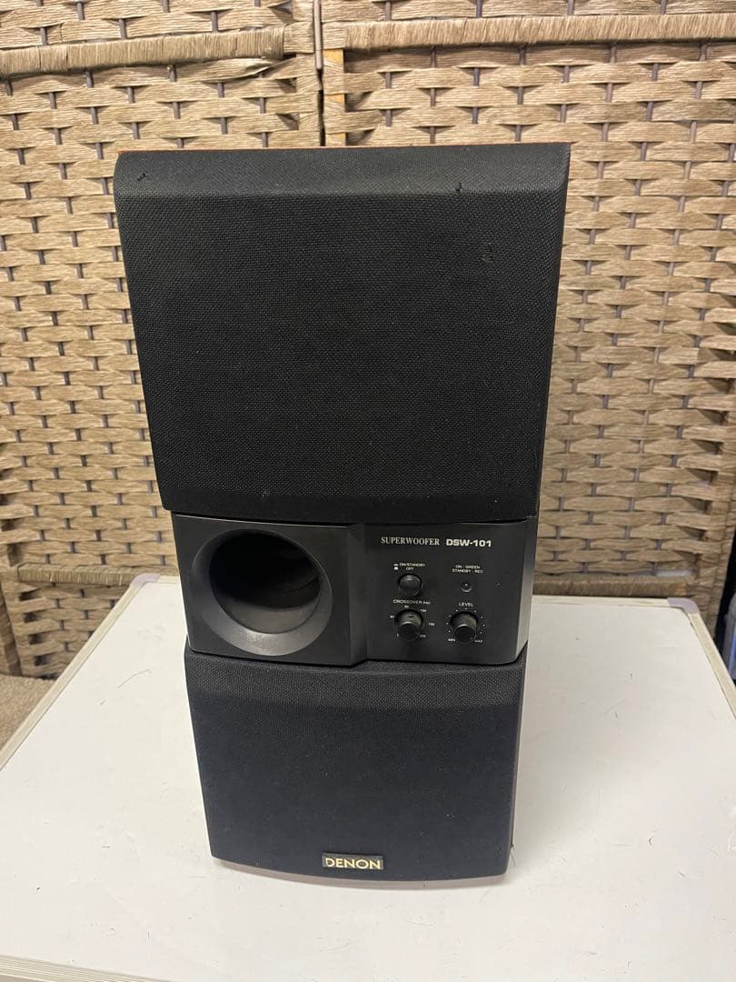 DENON アンプ内蔵サブウーファーシステム　DSW-101