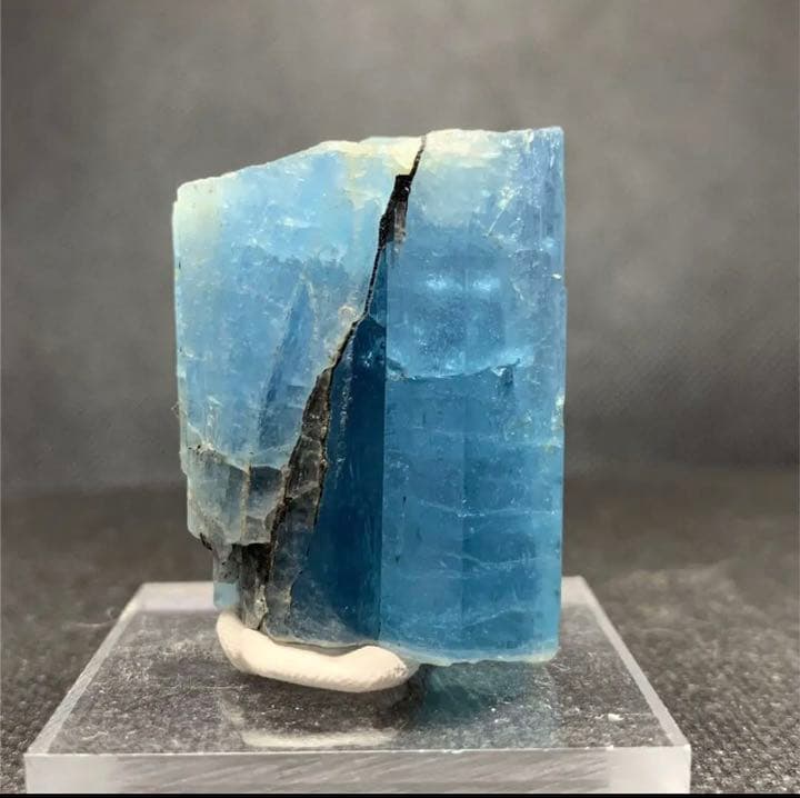 アクアマリン :ブラックトルマリン共生:ベトナムタインホア産40g