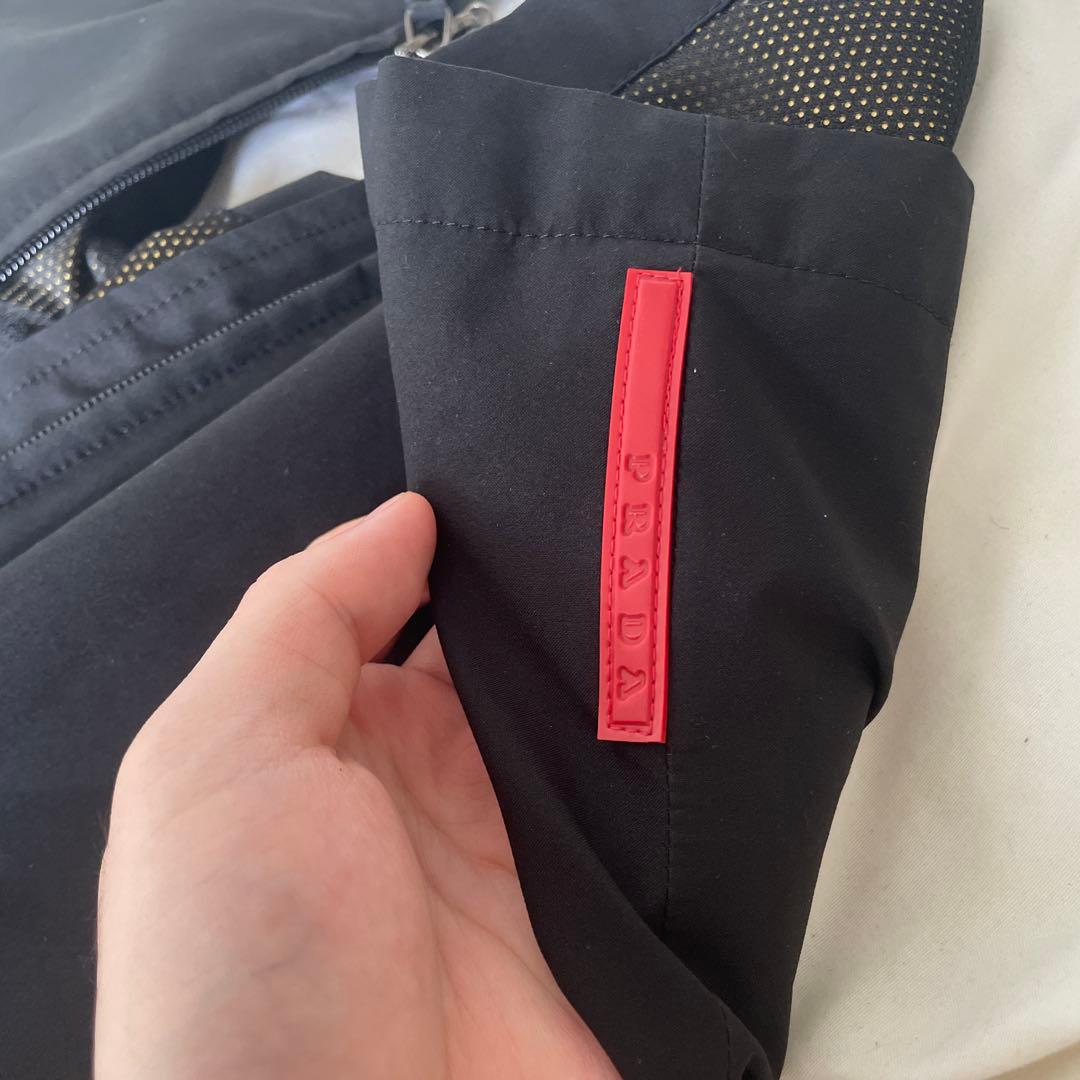 PRADAスポーツ ナイロンベスト ゴアテックス