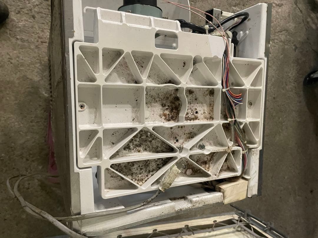 ジャンク品ホシザキIM-25M 製氷機