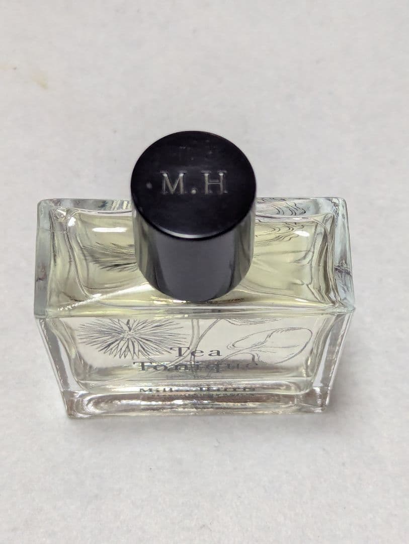 希少ミラーハリスティートニックオーデパルファム50ml