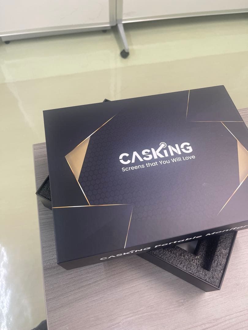 CASKING モバイルモニター 10.5インチ　新品同様