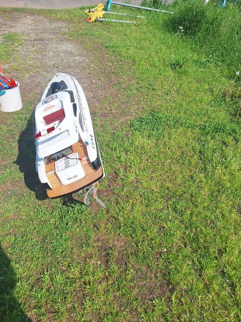 POLICE 02モデルボート手渡し希望