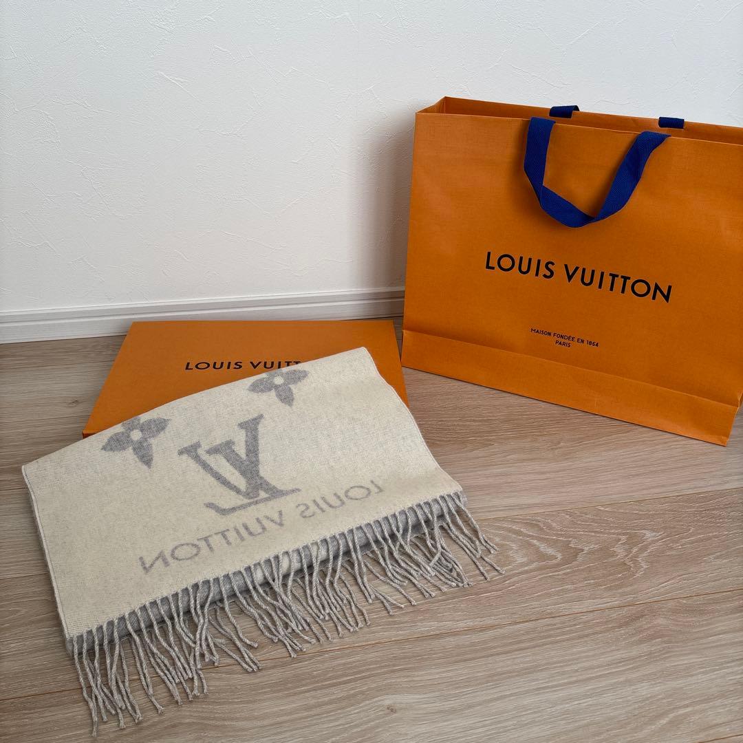 【LOUIS VUITTON美品 】マフラー・レイキャビック グレージュ